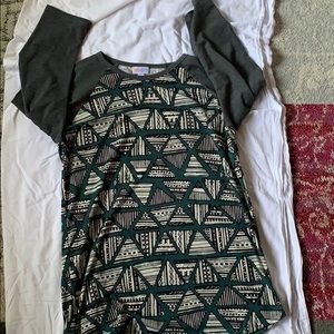 LulaRoe Randy Shirt